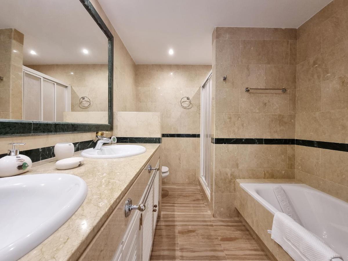 Luxury Hacienda Playa Apartment Marbella Exterior photo