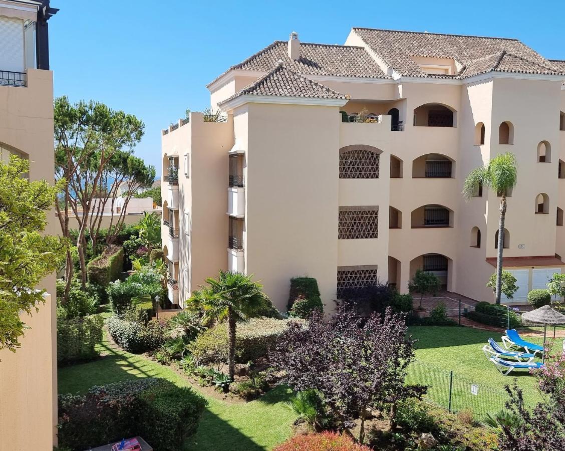Luxury Hacienda Playa Apartment Marbella Exterior photo